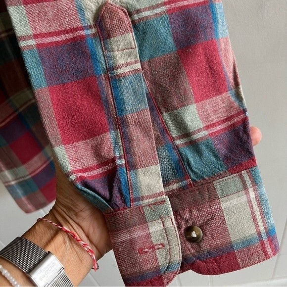 Vintage L.L. Bean linen button down - Picture 5 of 9